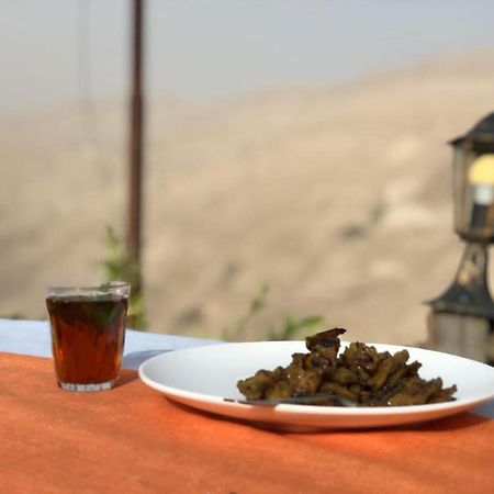 Mumia Restaurant & House Pension Karak Buitenkant foto